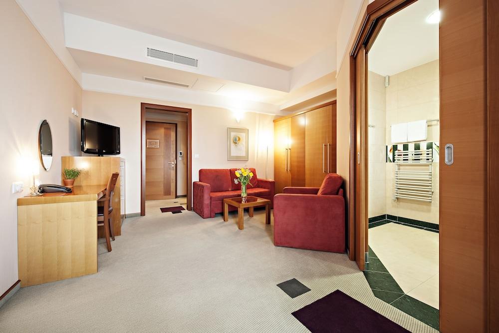 Hotel Livada Prestige - Terme 3000 - Sava Hotels & Resorts Moravske-Toplice Buitenkant foto